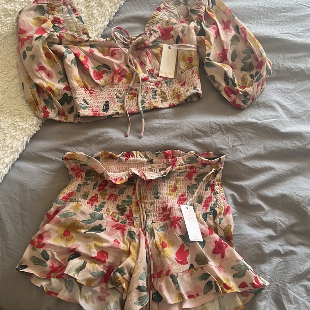 NWTs Winston White Floral Printed Shorts and Top